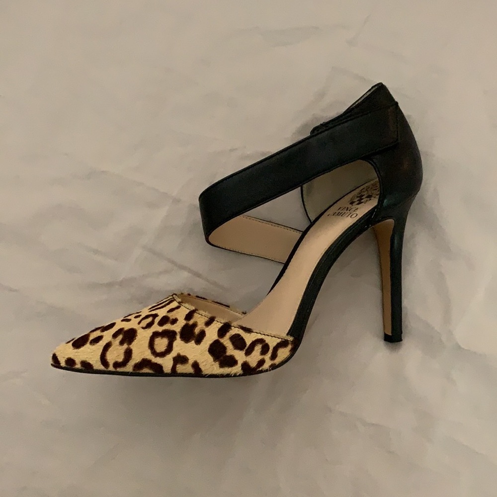 Vince Camuto D’orsay leopard pumps